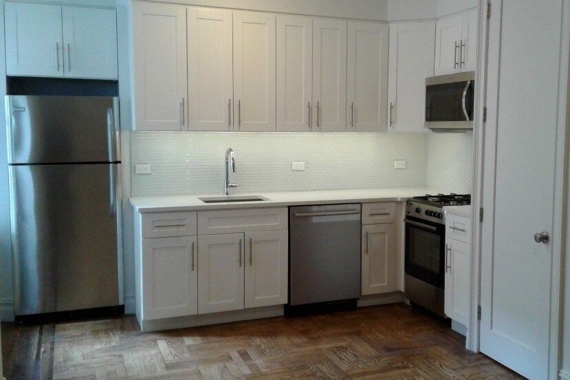 Primary Photo - 24-65 38th St