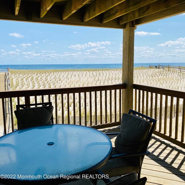 Foto del edificio - 1926 Oceanfront