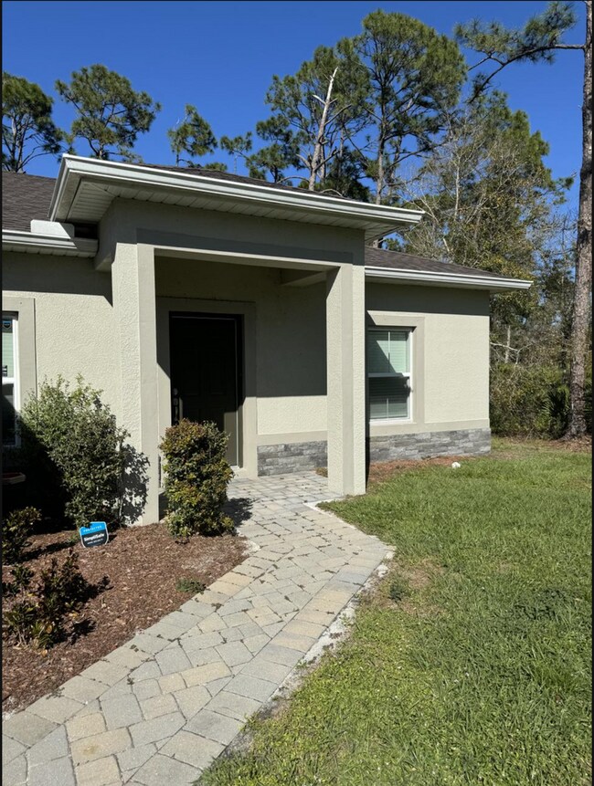 Foto del edificio - 3 Bedroom 2 Bathroom 2 Car Garage Home For Rent in North Port FL!