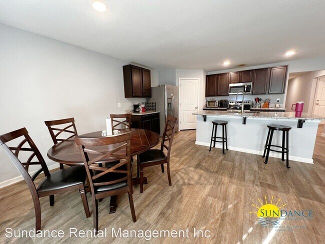 Building Photo - 4 br, 2 bath House - 813 Moorhen Way