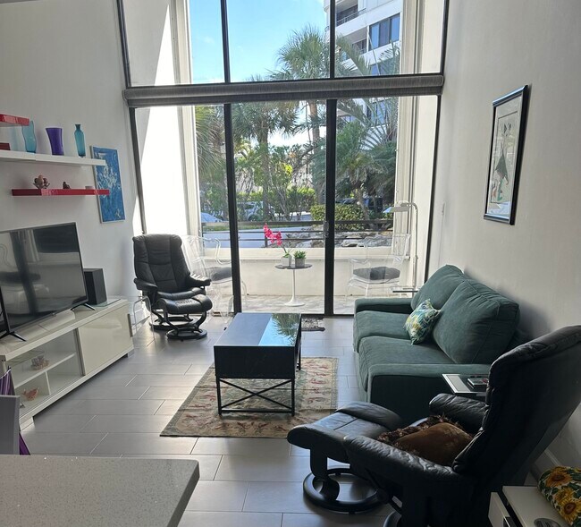 Foto del edificio - 3589 S Ocean Blvd