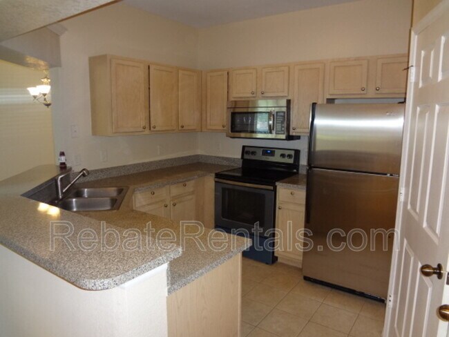 Building Photo - 7800 Point Meadows Dr