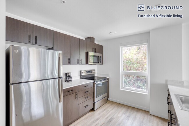 Foto del edificio - 2715 25th Ave S