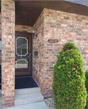 Building Photo - 20137 Woodale St