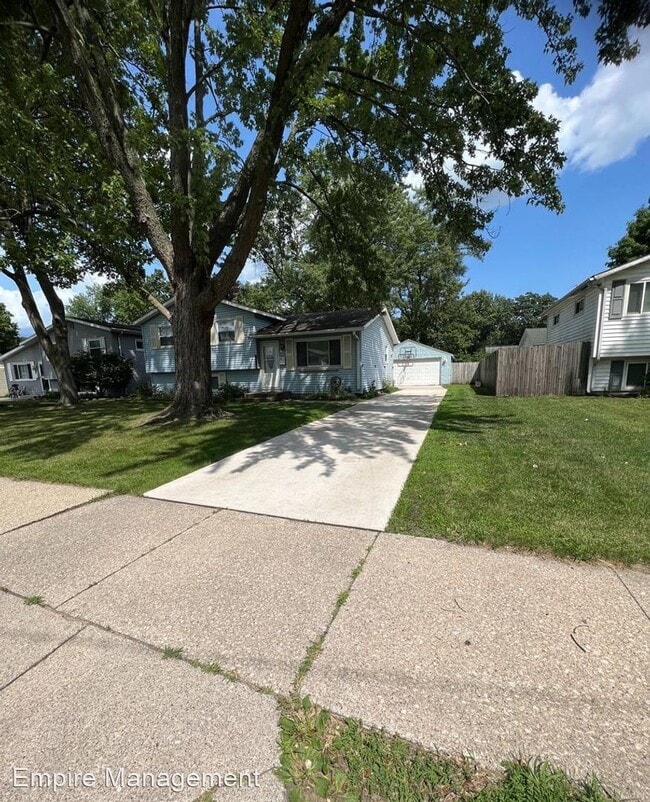 Building Photo - 4 br, 2 bath House - 1710 Winston Dr.
