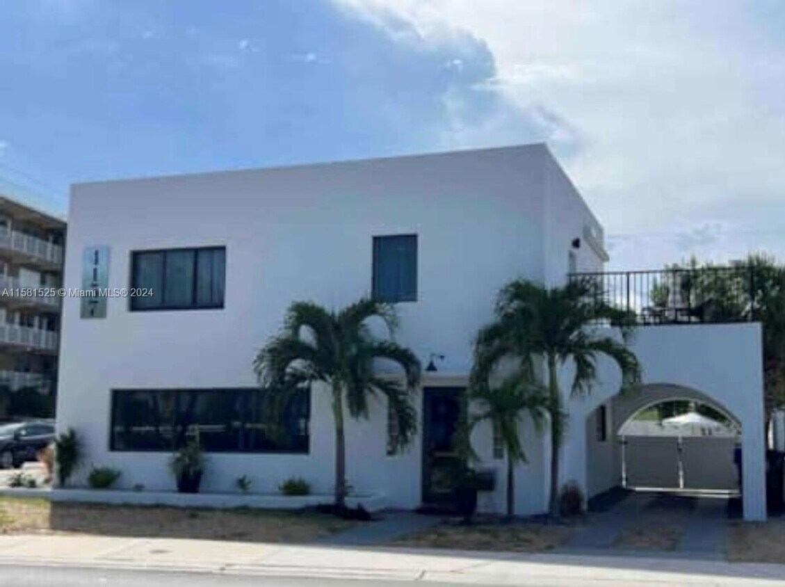 Primary Photo - 4137 Bougainvilla Dr