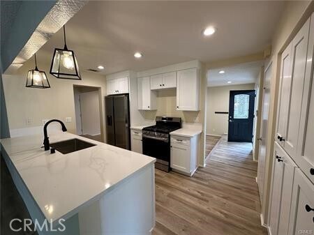 Building Photo - 1155 Currier Ave