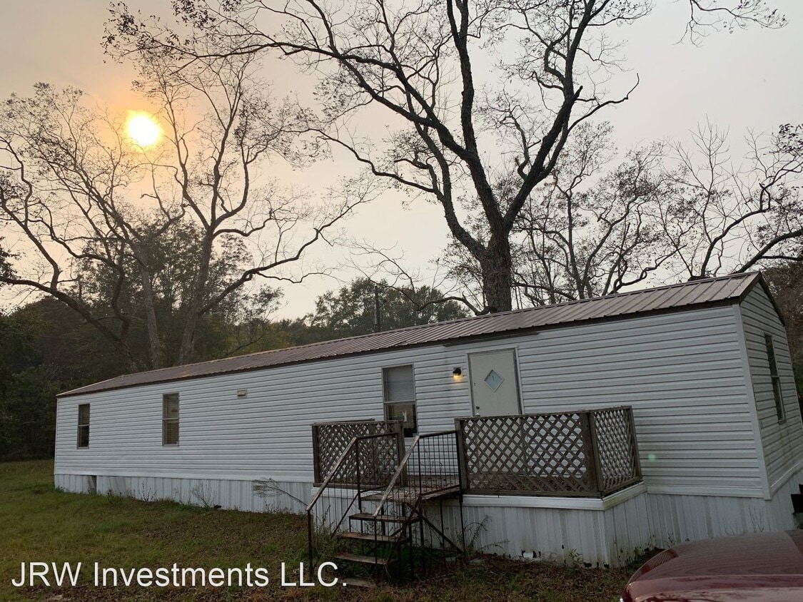 Primary Photo - 3 br, 1 bath House - 3613 Central Circle