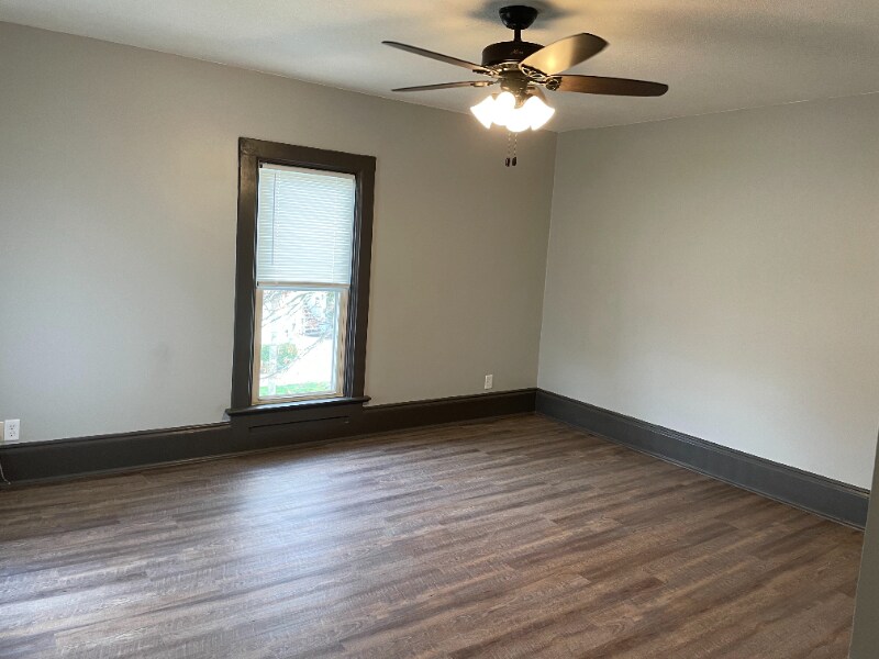 301 W Lincoln St Unit 3, Findlay, OH 45840 Room for Rent in Findlay