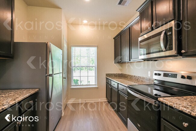 Foto del edificio - 10722 Hillside Creek Dr