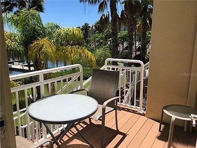 Foto del edificio - 4355 Spinnaker Cove Ln