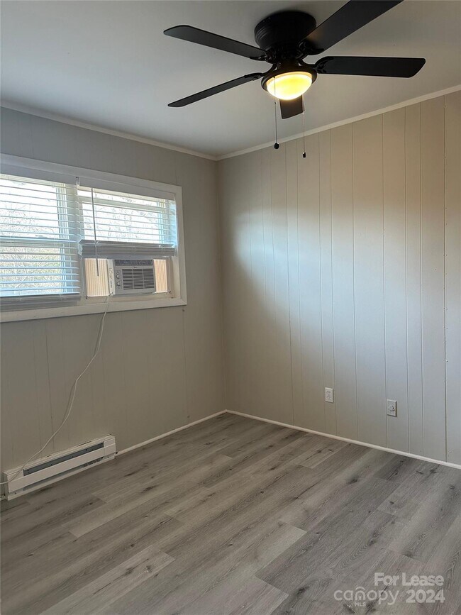 Building Photo - 2716 Pitts Dr