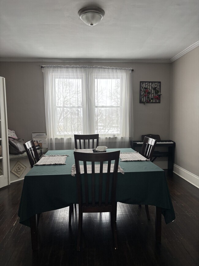 Foto del edificio - 527 Grove St