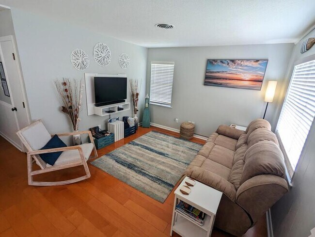 Foto del edificio - 104 Charleswood Ln