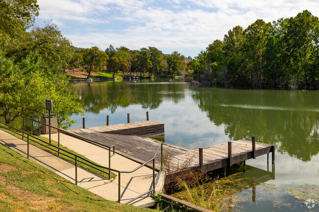 Building Photo - Westshore Colony