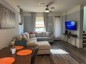 Building Photo - 4235 Msn Ranch Wy