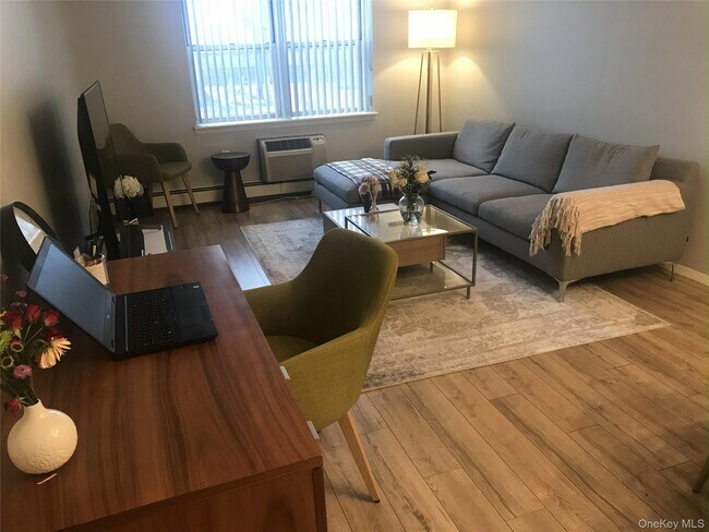 Foto del edificio - 400 Mt Pleasant Ave