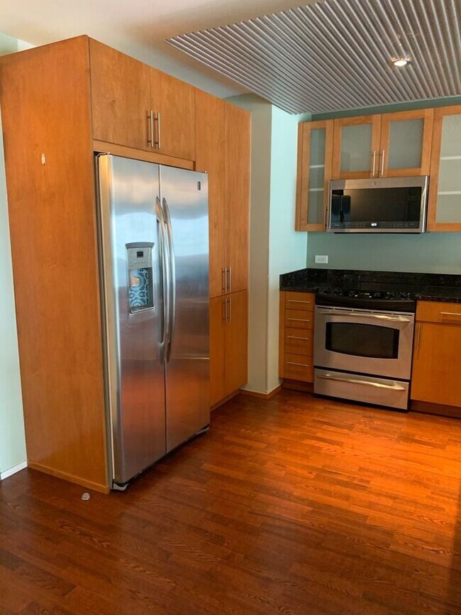 Building Photo - Enjoy the Luxury that The Montage has to o...