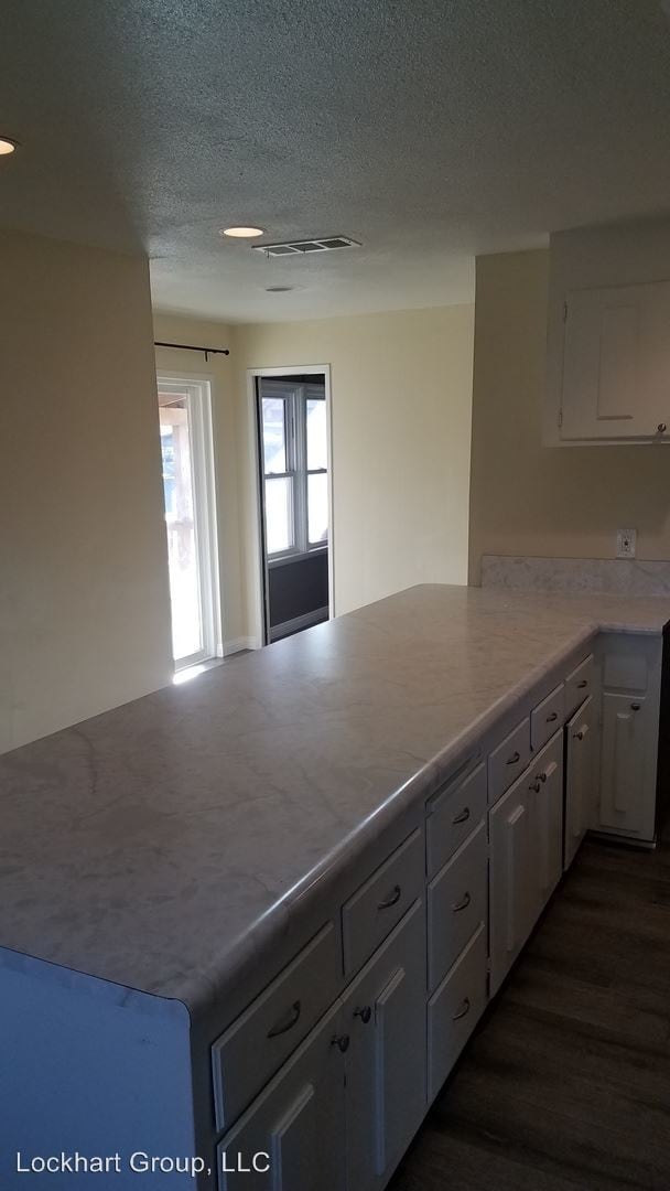 Foto del edificio - 21875 Eucalyptus Ave