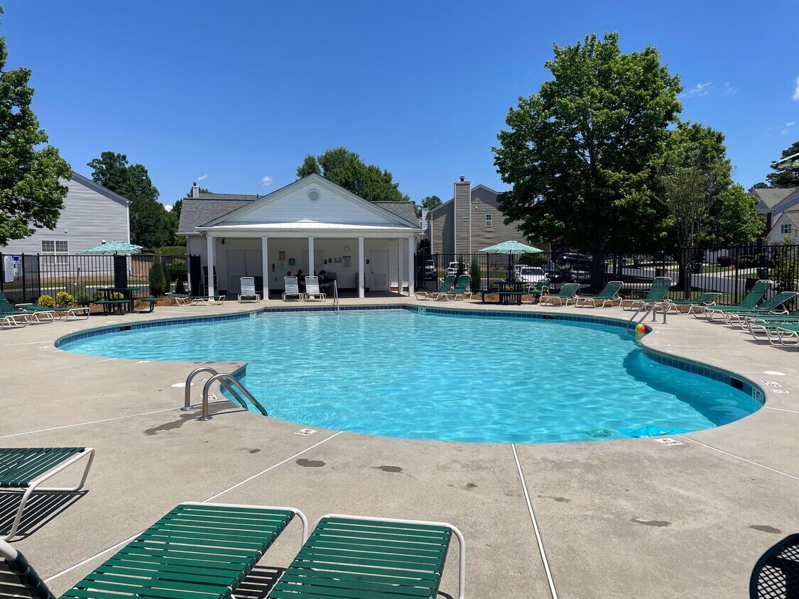 Primary Photo - 3 Bed/2.5 Bath Townhome for lease in Desir...