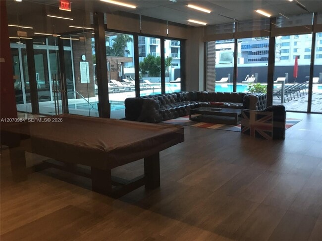 Building Photo - 1080 Brickell Ave