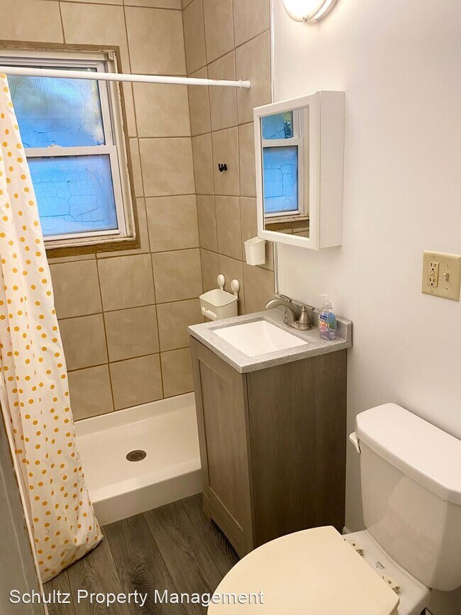 Foto del edificio - 3 br, 1 bath House - 1425 Soo Marie Avenue