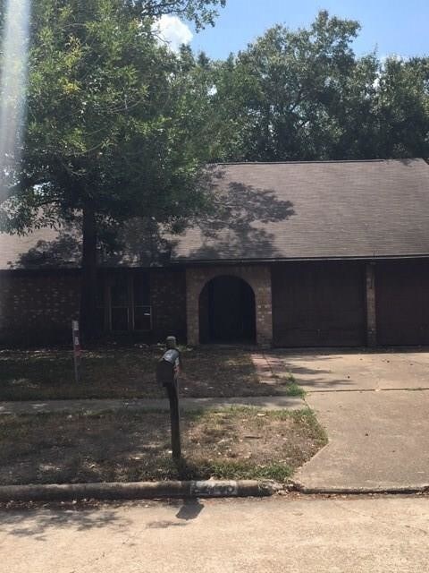 Primary Photo - 22703 Elsinore Dr
