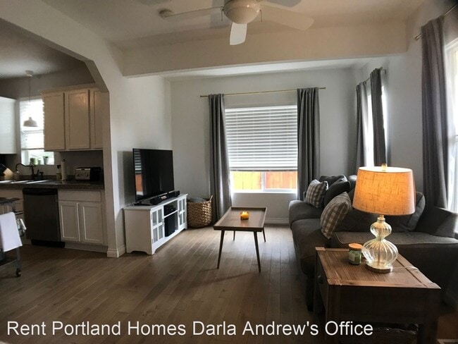 Building Photo - 2 br, 1 bath House - 4116 SE 66th Avenue