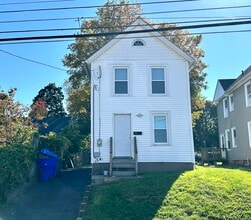 Building Photo - 124 High St