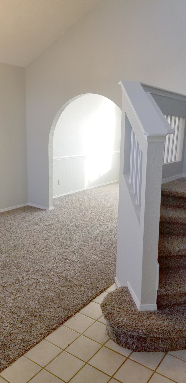 Foto del edificio - 6928 Crown Ridge Dr