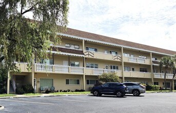 Building Photo - 2041 Australia Way W