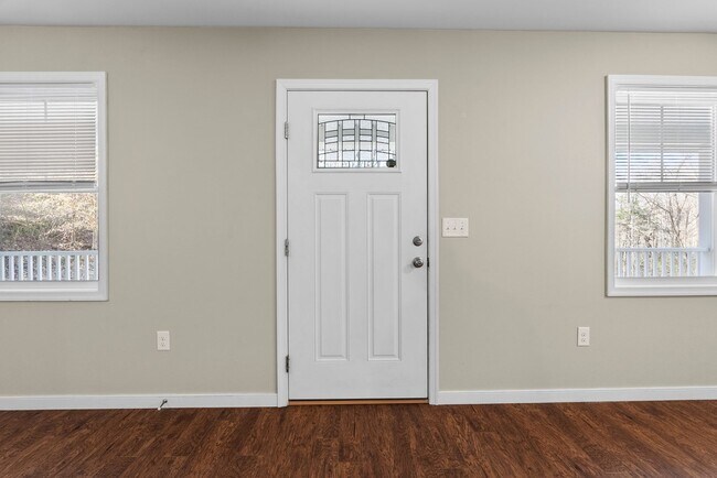 Foto del edificio - 3-Bedroom in Town of Farmville with Privacy and Convenience!