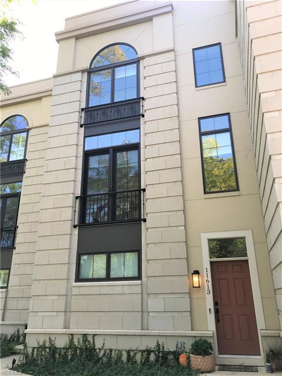 Building Photo - 11613 Lake Ave