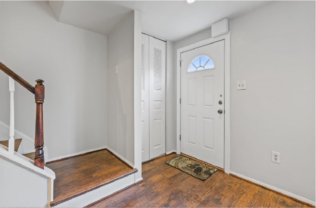 Building Photo - 119 Fairfield Dr