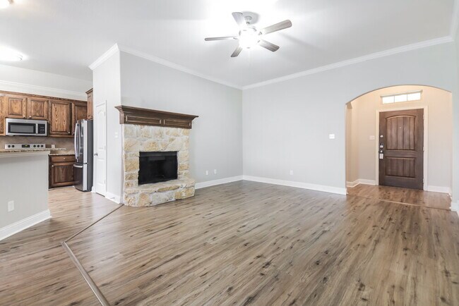 Foto del edificio - 2720 Claydon Dr