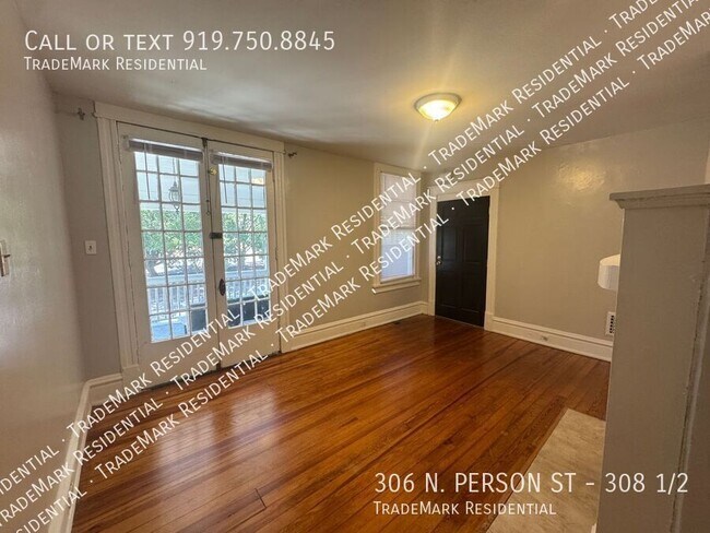 Foto del edificio - 306 N Person St