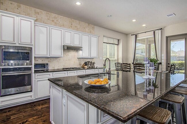 Building Photo - 10407 Mayberry Heights Dr