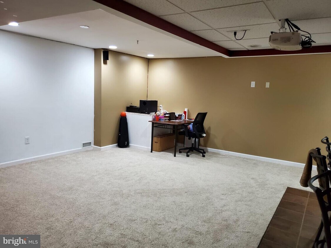 2 Kennedy Dr, Downingtown, PA 19335 Townhome Rentals in Downingtown