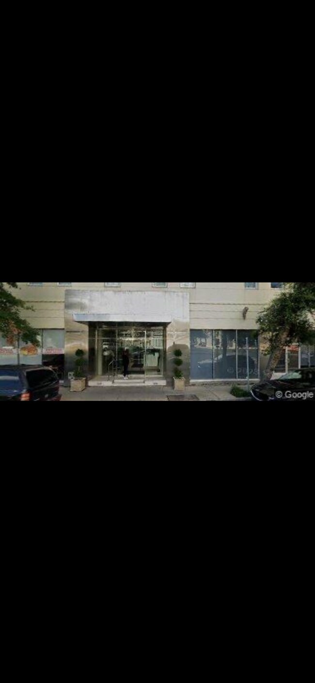 Building Photo - 1205 Saint Charles Ave