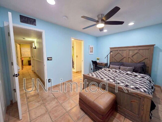 Foto del edificio - 3565 N Manor Rd