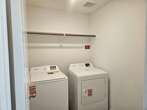 Building Photo - 826 Coffee Ml Ln