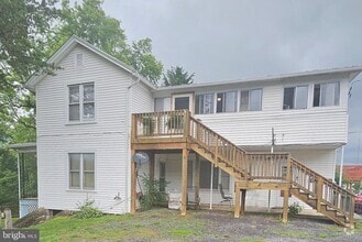 Building Photo - 449 Harmison Pl