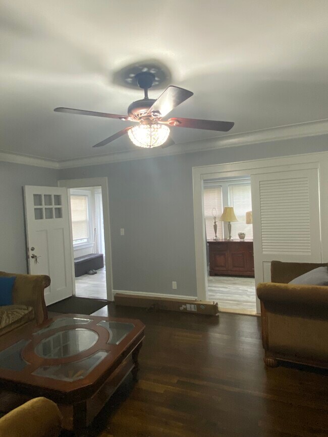 Foto del edificio - 119 S 1st Ave