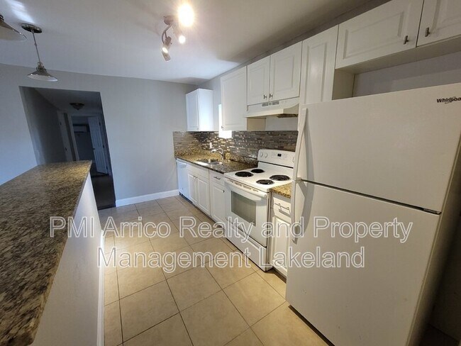 Foto del edificio - 3516 Ave V NW