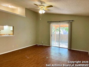 Foto del edificio - 14418 Waddesdon Bluff