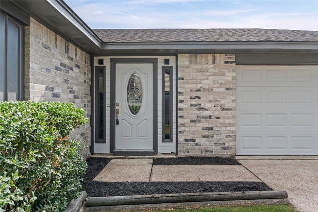 Building Photo - 1506 Leadenhall Cir