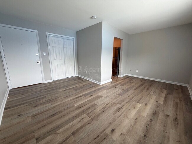 Foto del edificio - 5146 Carthage Ave