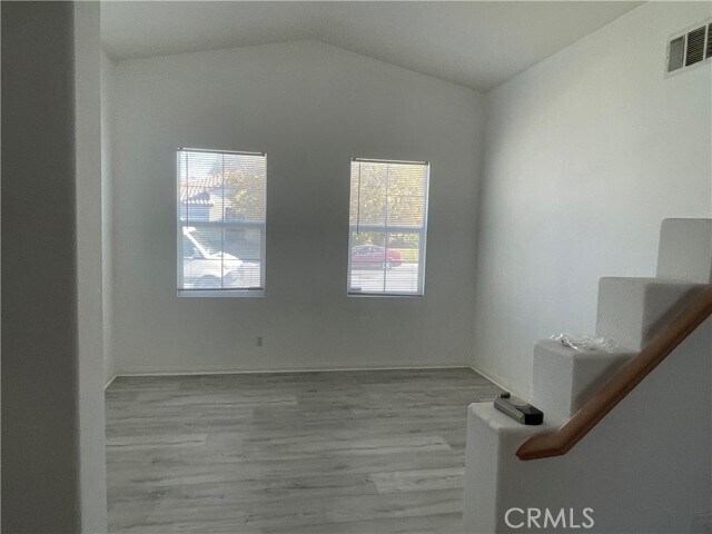 Foto del edificio - 44015 42nd St W