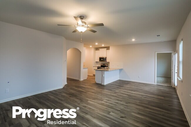 Foto del edificio - 301 Ridgeland Oak Dr