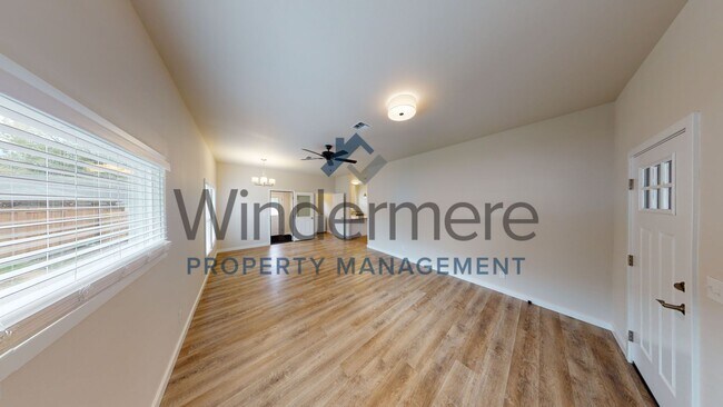 Foto del edificio - 1322 East Alder